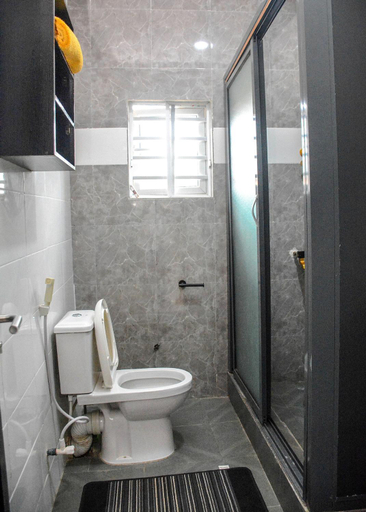 Bathroom 4, 3Tee Serviced Apartment, Abeokuta South