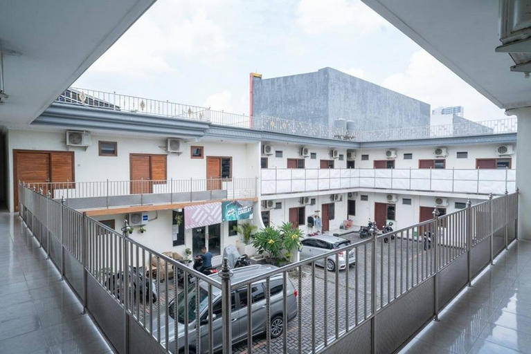 Others 5, RedDoorz Plus near Cito Mall Surabaya, Surabaya