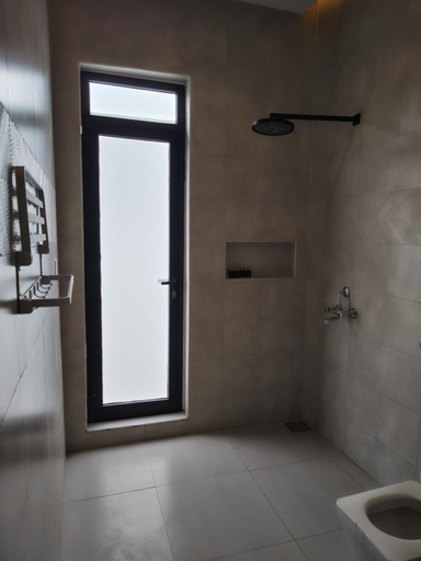 Shower, Amour Beach Villas, Kusini
