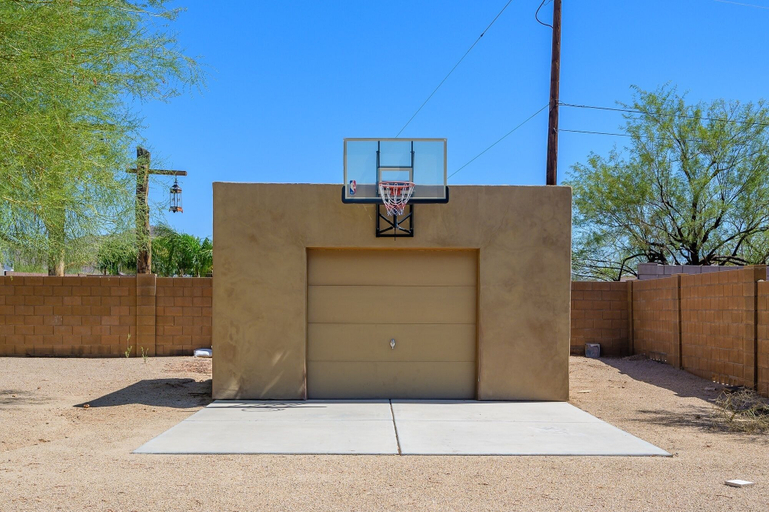 Exterior 2, Casa Sonoran 3 Bedroom Home by RedAwning, Maricopa