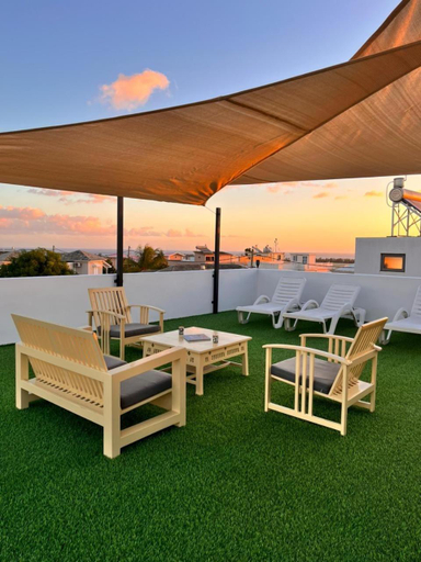 Food & Drinks 4, Amazing Sunset view rooftop., Black River