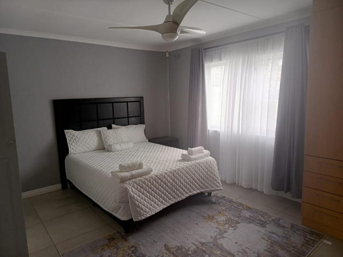 Bedroom 4, Capetown Adilo Villa, City of Cape Town