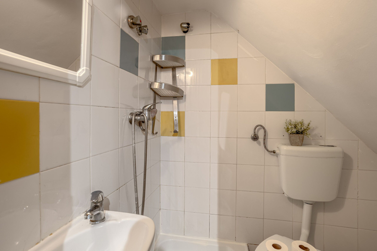 Room 5, Alfama Tiny by Homing, Lisbon