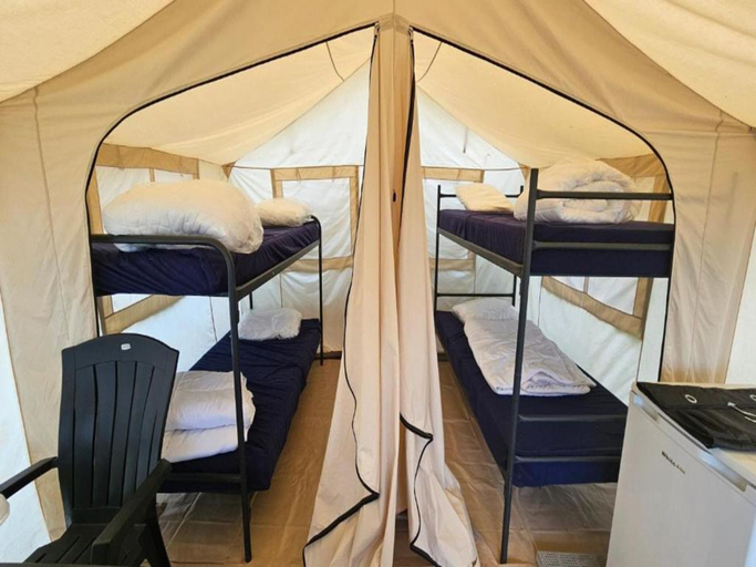 Room 3, Nature Escape Tent at Val de Wanne, Liège