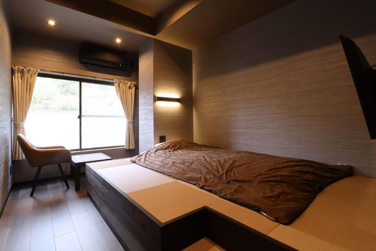 Bedroom 3, Myokenkan, Kirishima