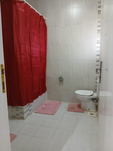 Bathroom 2, Cozy Villa, Al-Ghurdaqah