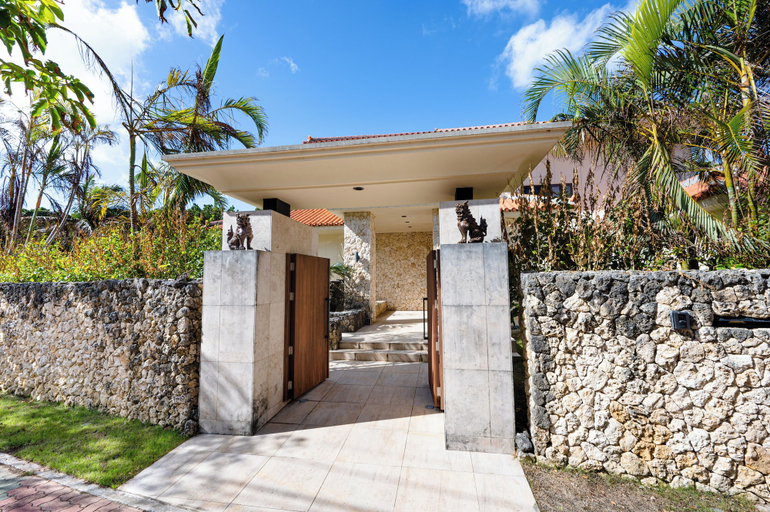Front of property 5, Ocean Front Villa Ishigakijima 1, Ishigaki