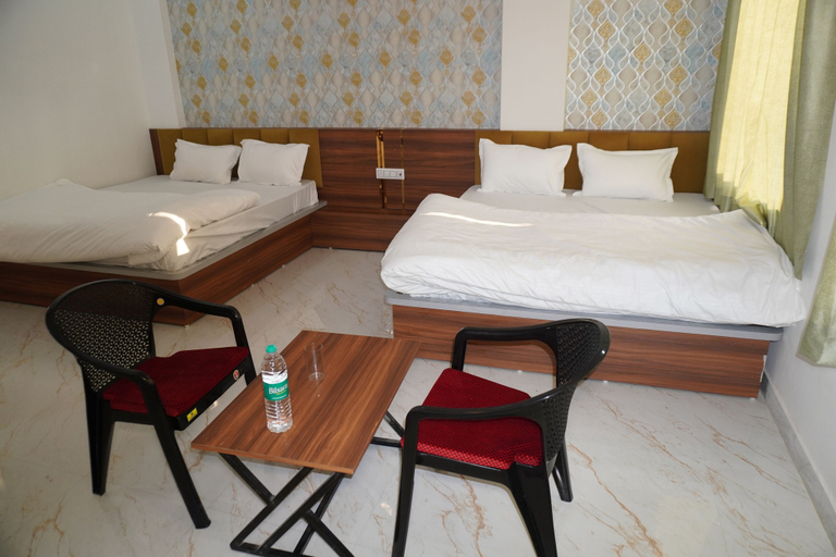 Room 5, Hotel JR Palace, Sikar