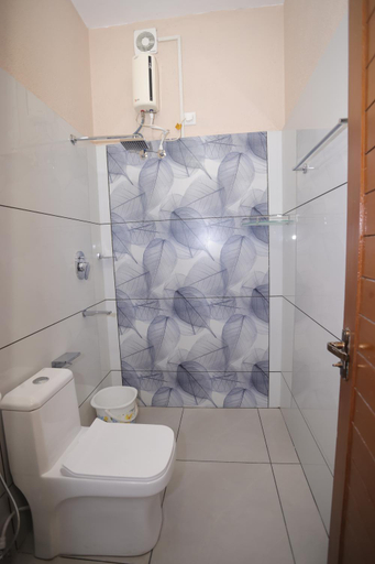 Bathroom 3, NALINAM HOMESTAY, Thiruvananthapuram