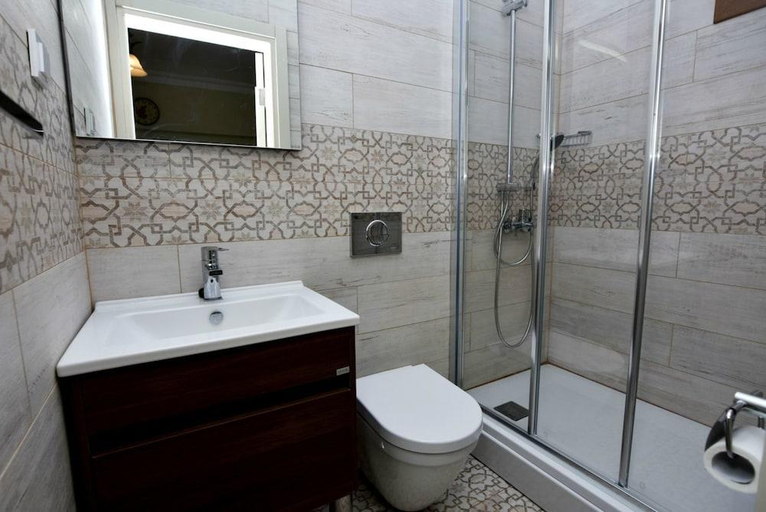 Bathroom 5, Pekcan Otel, Burhaniye