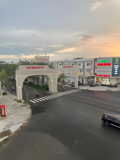 Others 5, NHAT TAN HOTEL