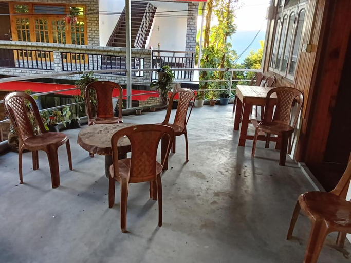 Food & Drinks, Bloomfield Farmhouse 2, Darjiling
