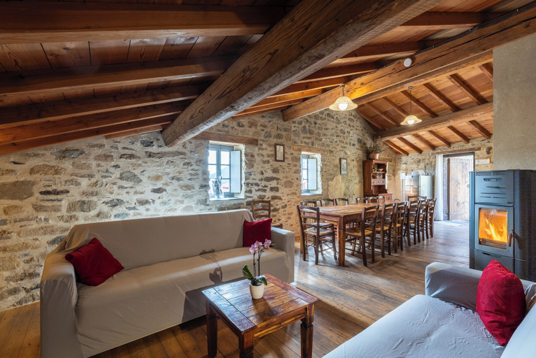 Living area 5, Rifugio Ca' da Cardella, Imperia
