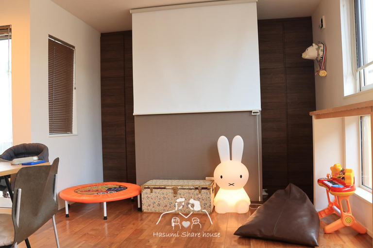 Others 4, A t a shinchi share house, Sapporo