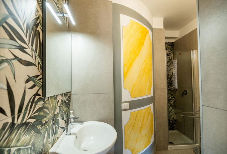 Bathroom, Francy House, Palermo