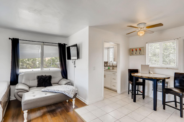 Bedroom 3, Coral Sands, Palm Beach