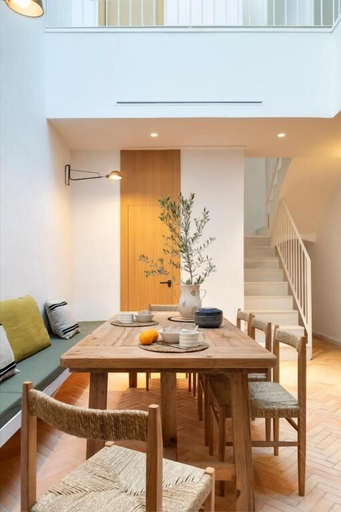 Dining 4, OM Home, Sevilla