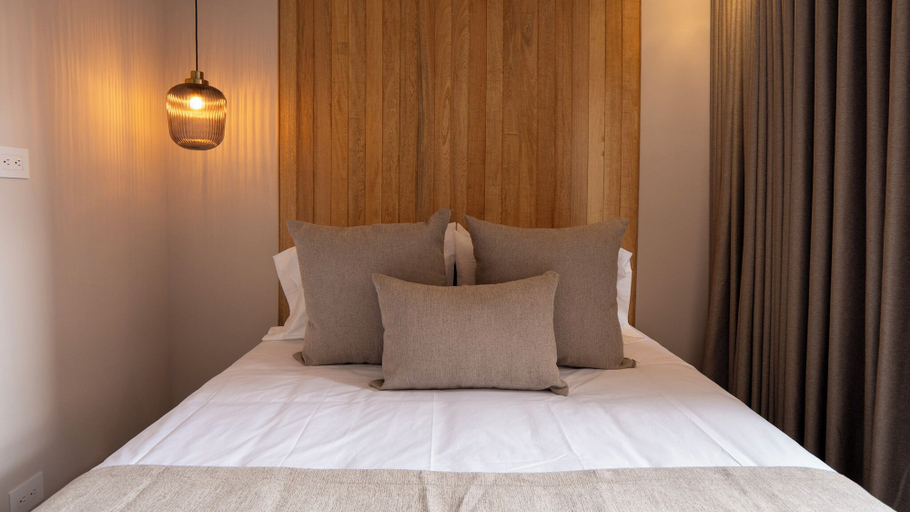 Room 2, Tower 99, Medellín