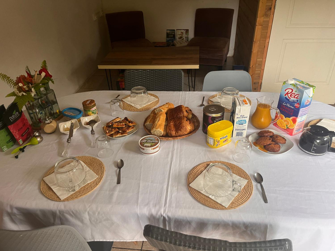 Food & Drinks, LaKour Fleurie Chambres d hotes, Sainte-Rose