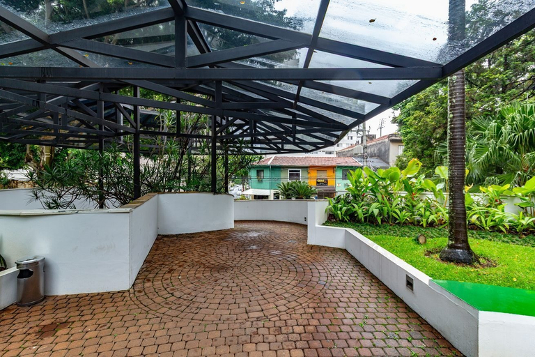 Room 4, Apto com Piscina e Garagem Perto do Ibirapuera, São Paulo