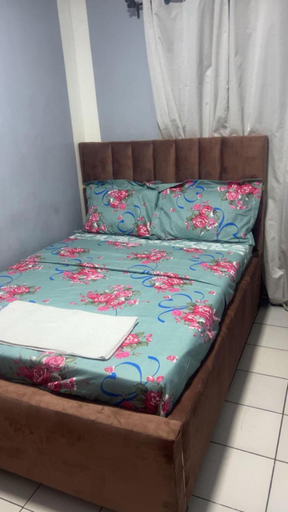 4, Makepe Villa via Carrefour Patrick Mboma, Wouri