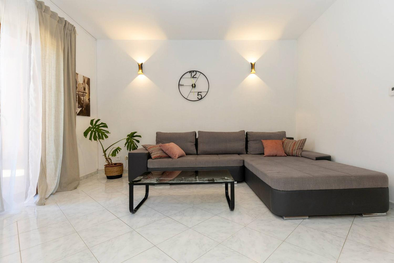 Others 2, Ripenda Apartments, Labin