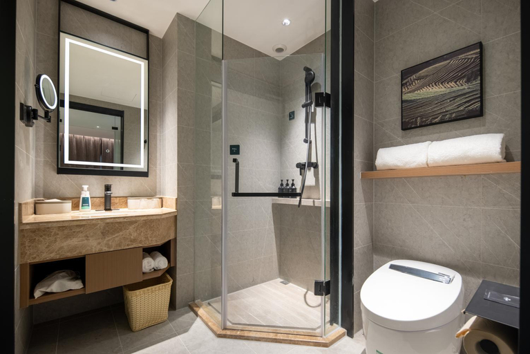 Bathroom 5, Atour Hotel Qingdao Jinshatan Xiangjiang Road Subway Station, Qingdao