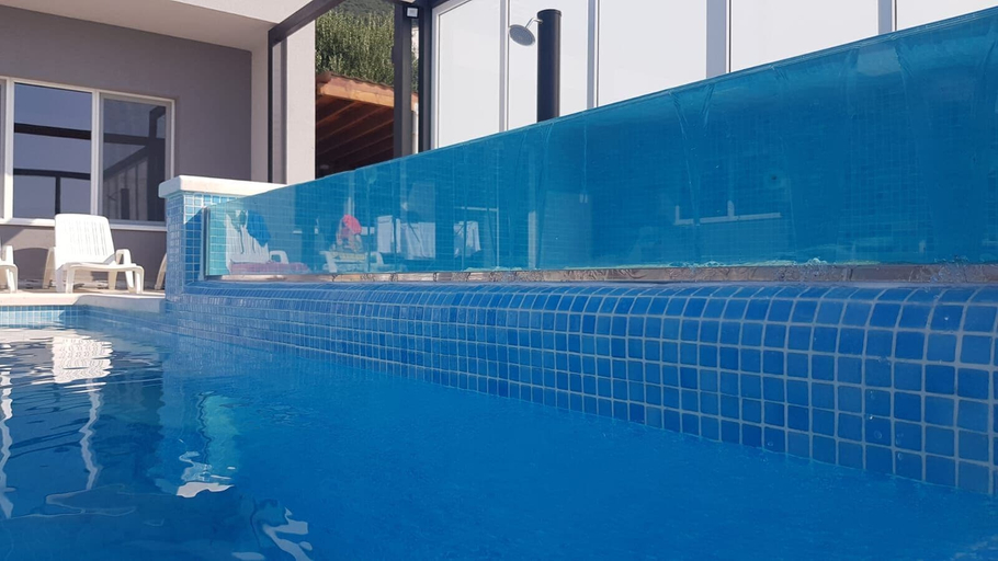 Outdoor pool 4, Villa Arres, Kaštela