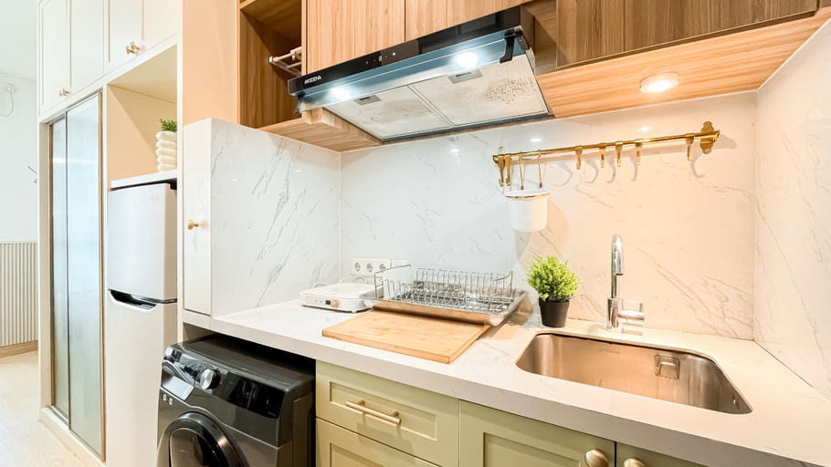Others 5, Urban Chic Studio Room at Ciputra World 2 Apartment By Travelio, Jakarta Selatan