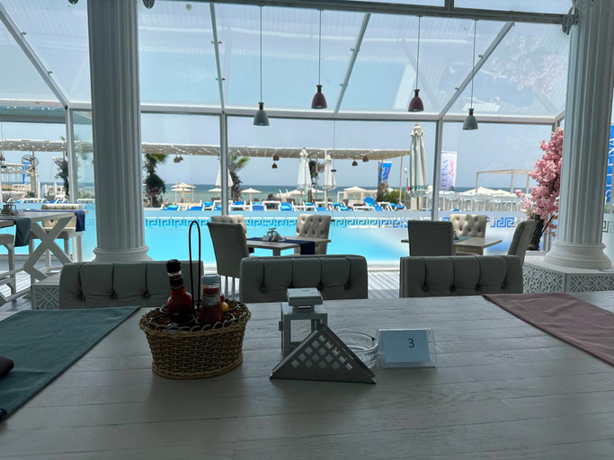 Food & Drinks 4, Selena Bay Resort - VIP apartment with Private Beach, Al-Ghurdaqah