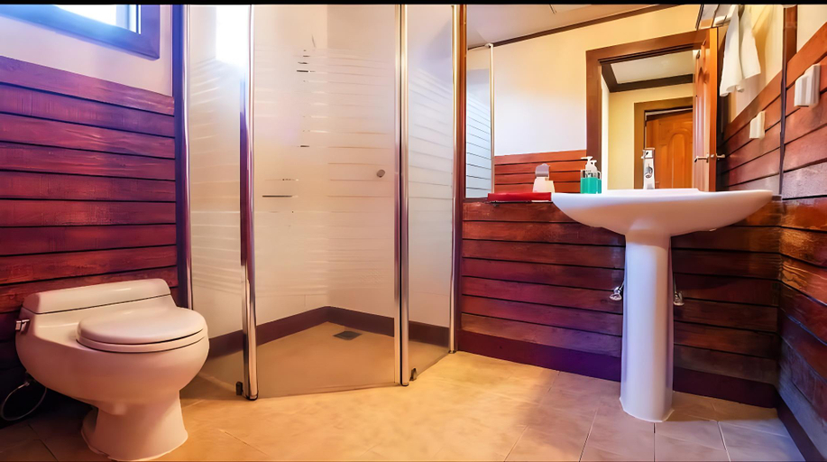 Bathroom 3, Aewol Park Hill Village, Jeju