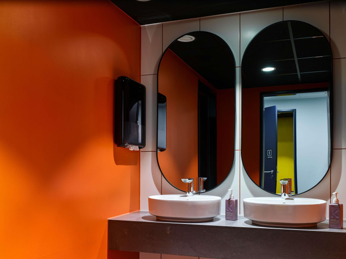 Bathroom 4, TRIBE Baden-Baden, Baden-Baden