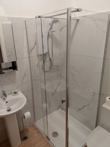 Bathroom 5, Lantern Guest House, Edinburgh