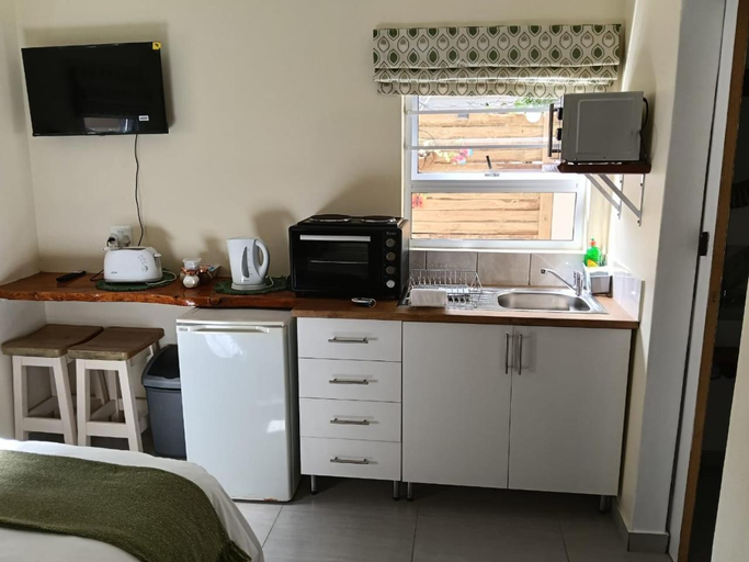 Others 4, Rose and Ale Self Catering Units, Buffalo City
