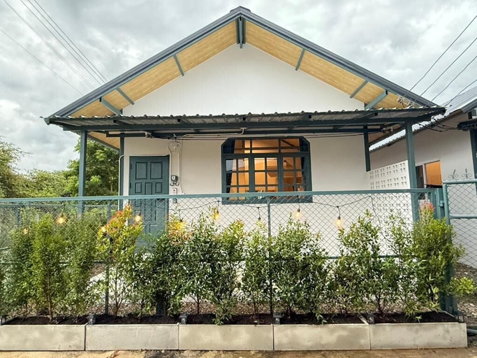 Exterior & Views 2, the house pai, Pai