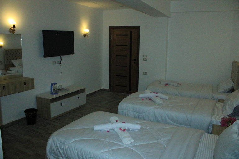 Bedroom 5, Holiday Pyramids View, Unorganized in Al Jizah