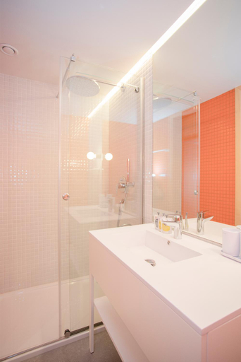 Bathroom 3, Allegro Boutique Apartments by Liiiving, Porto