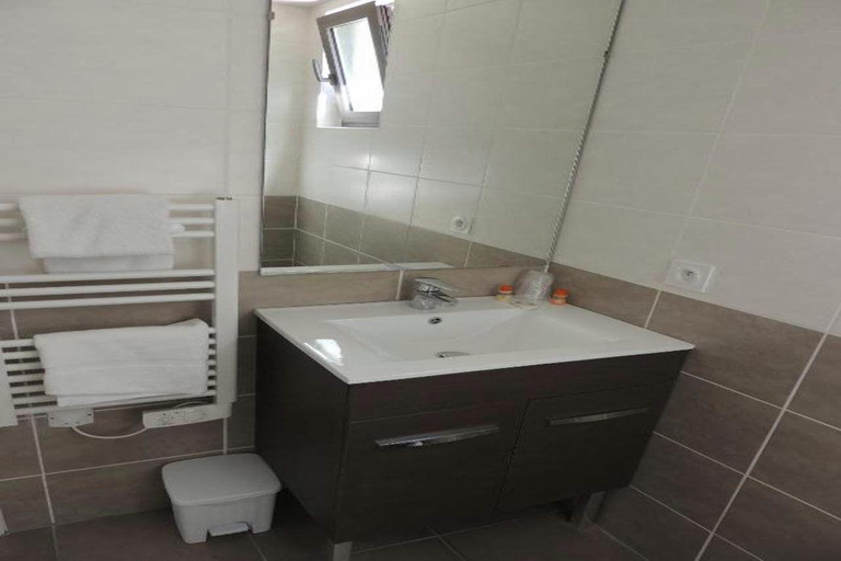 Bathroom 4, Residence Adonis Aix, Bouches-du-Rhône