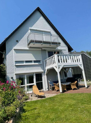 Exterior, Holiday Apartment in Plon With Swimming Pool, Plön