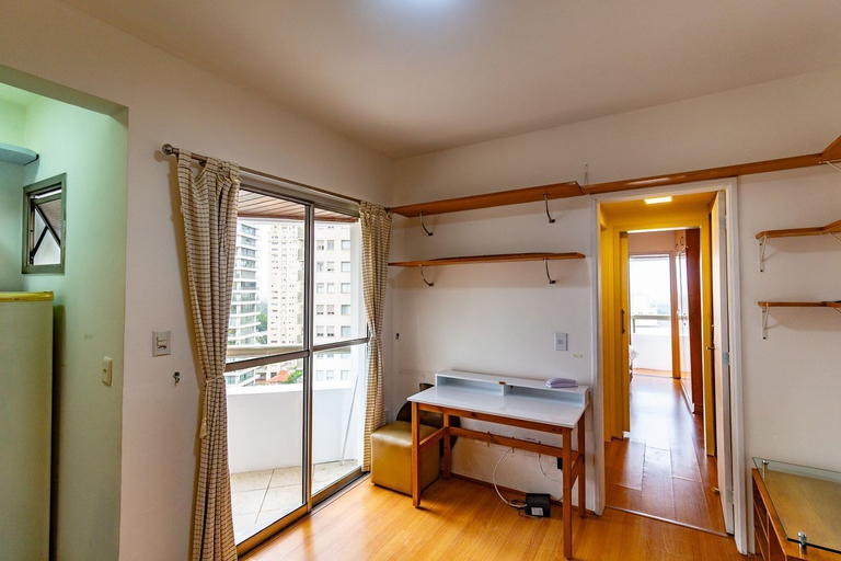Room 5, Apto com Piscina e Garagem Perto do Ibirapuera, São Paulo
