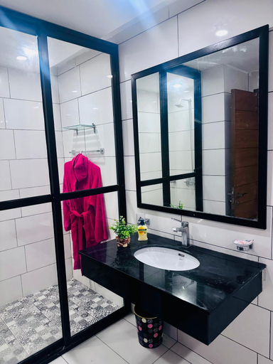 Bathroom 2, Executive Apartments In Bahria Heights, Islamabad