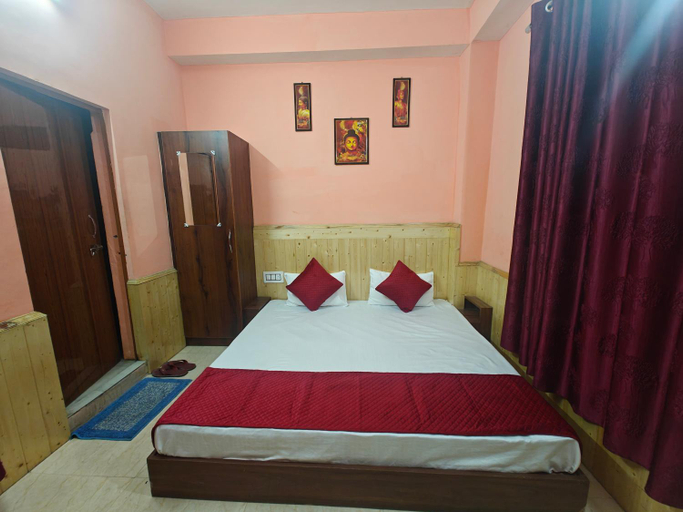 Bedroom 3, Crimson inn b&b, Shimla