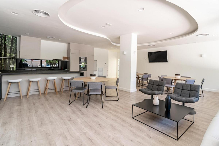 Food & Drinks, Inf3.6k - Luxury Apartment Perfect Location, Málaga