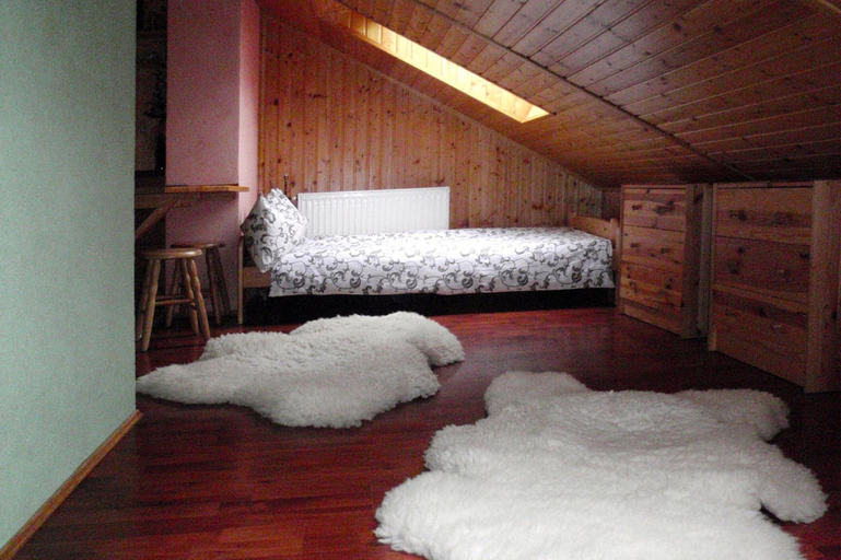 Room 4, Holiday Flat in Stepnica for 7 Persons, Goleniów