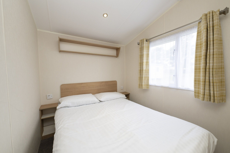 Room 4, Suncrest Caravan by Belvilla, Cornwall