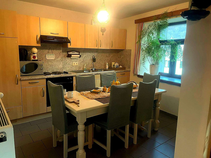 Dining 4, Holiday Home in Bouillon With Terrace, Luxembourg
