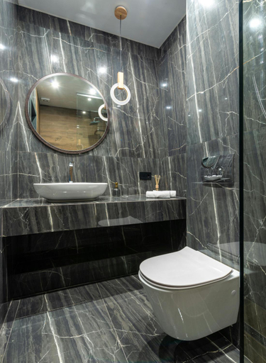 Bathroom 5, Hotel Claytone Near Delhi Airport, Delhi