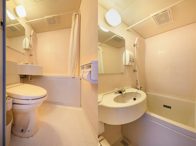 Bathroom 2, Hotel Kameyama Hills, Kameyama