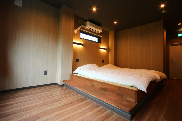 Bedroom 3, Myokenkan, Kirishima