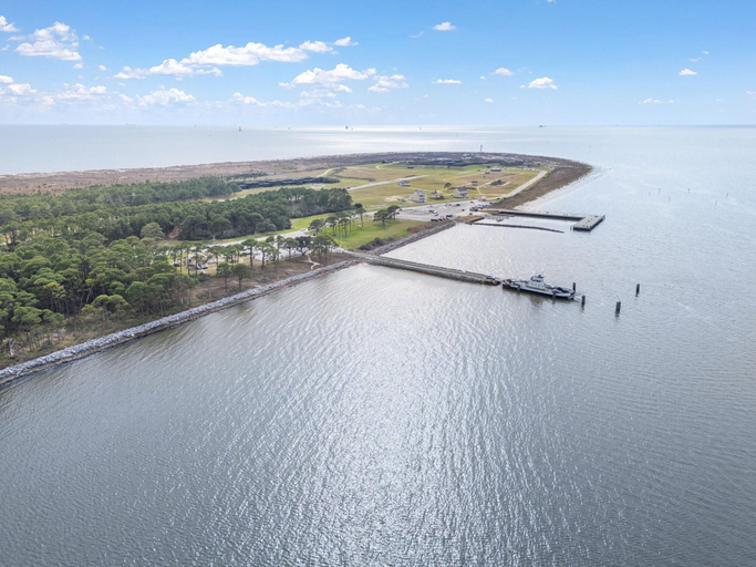 Aerial view, The Dunes 101, Baldwin
